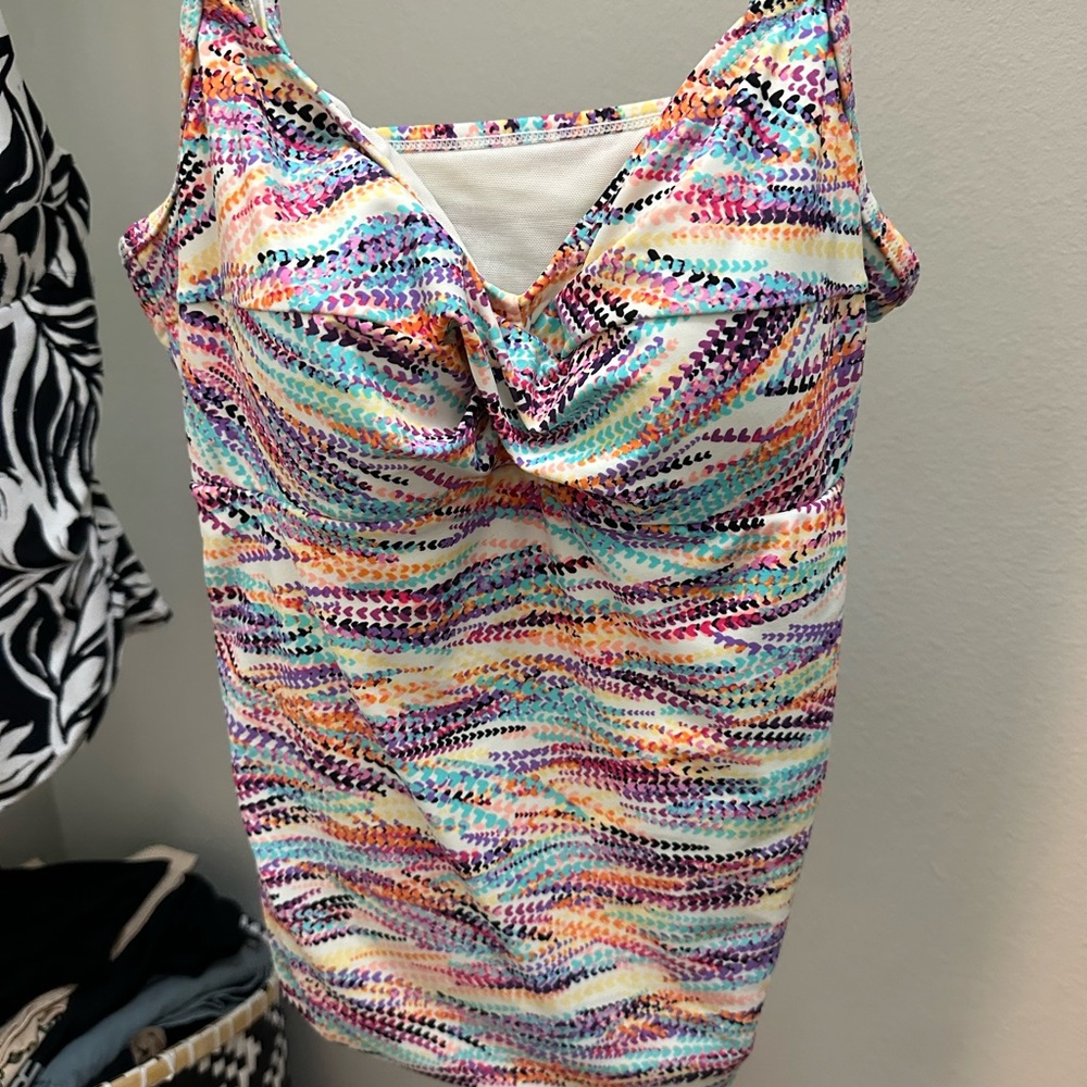 Colorful Women's Tankini Tops bundle - Picture 2 of 5